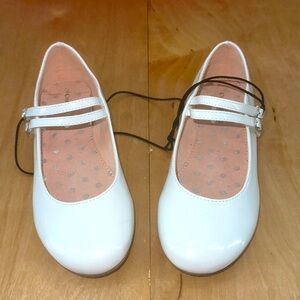Christie & Jill new‎ girls size 3 dress shoe pageant shoe white patent
